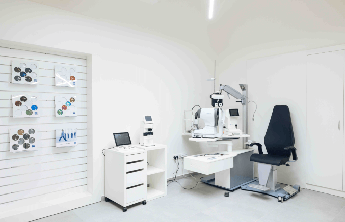 Interiér optiky Katowice